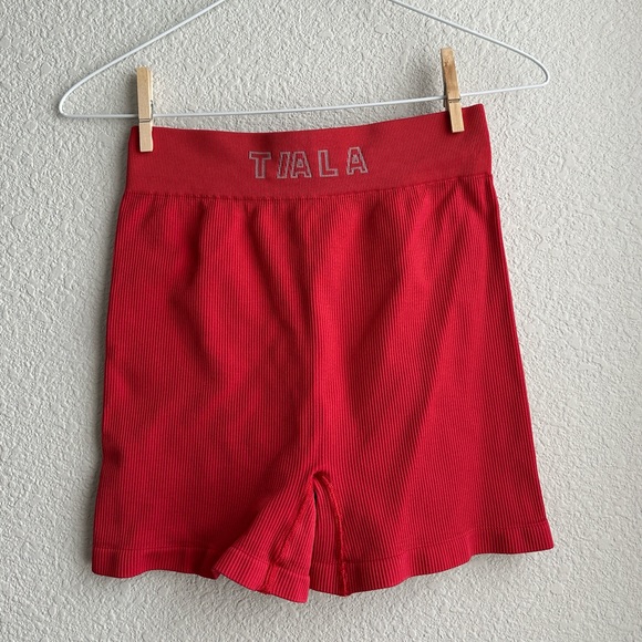 WE ARE TALA RED LOUNGE BRA AND SHORTS - Picture 4 of 5
